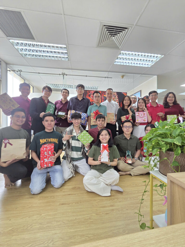 z7359823224167 418cbc1fee956274fdb0aebf97978d7e